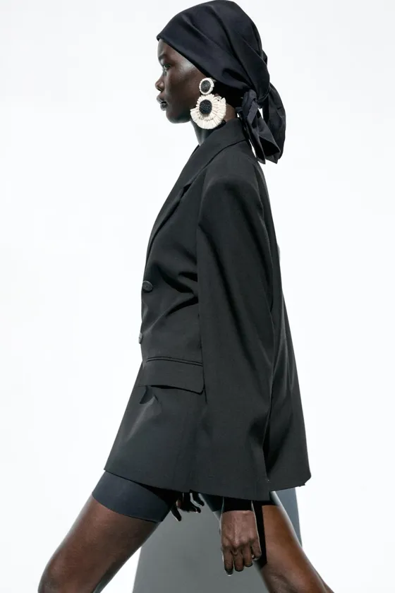 БЛЕЙЗЕР OVERSIZE С ПОДПЛЕЧНИКАМИ
