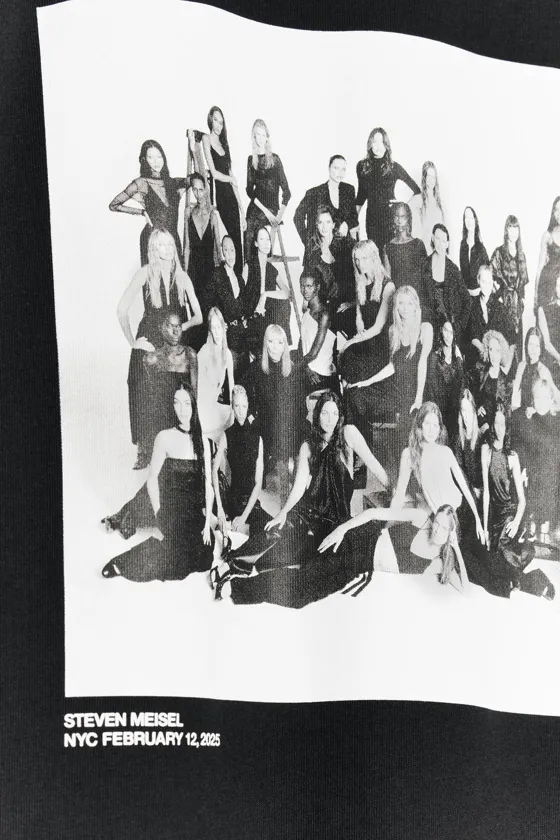 ФУТБОЛКА С ФОТОПРИНТОМ STEVEN MEISEL — 50TH ANNIVERSARY