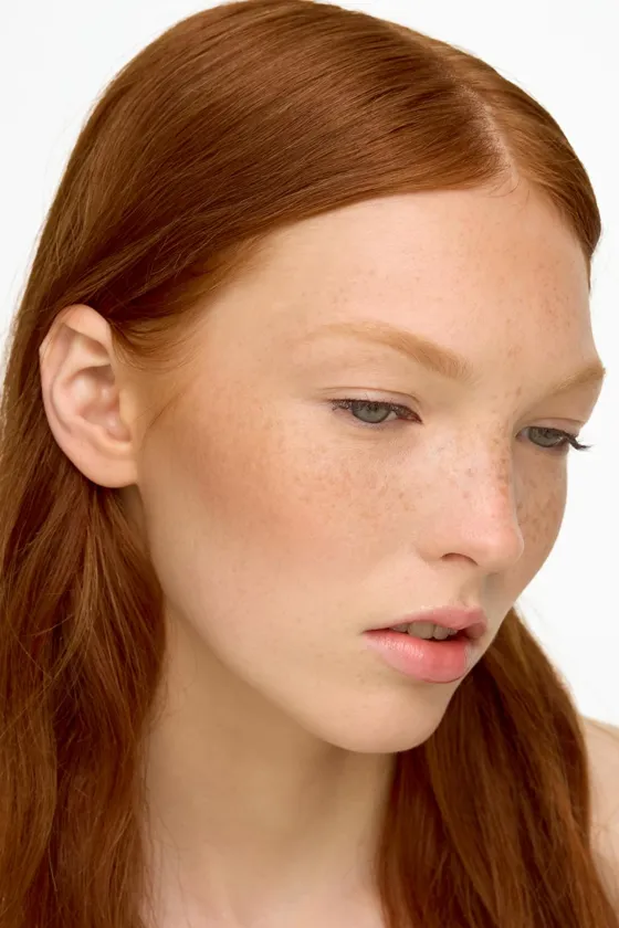 Озарение кожи бальзамом sunreal bronzing