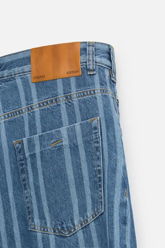 ДЖИНСЫ RELAXED FIT В ПОЛОСКУ