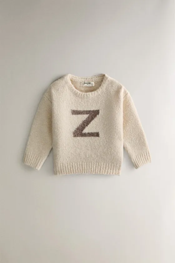 Детский свитер с буквой z