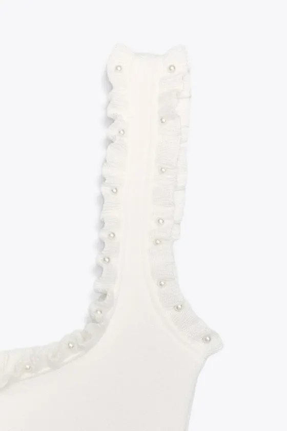 КОРОТКОЕ ПЛАТЬЕ С ДЕКОРАТИВНЫМИ ДЕТАЛЯМИ