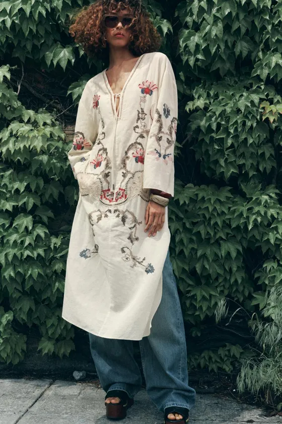 ПЛАТЬЕ МИДИ С ВЫШИВКОЙ — ZW COLLECTION