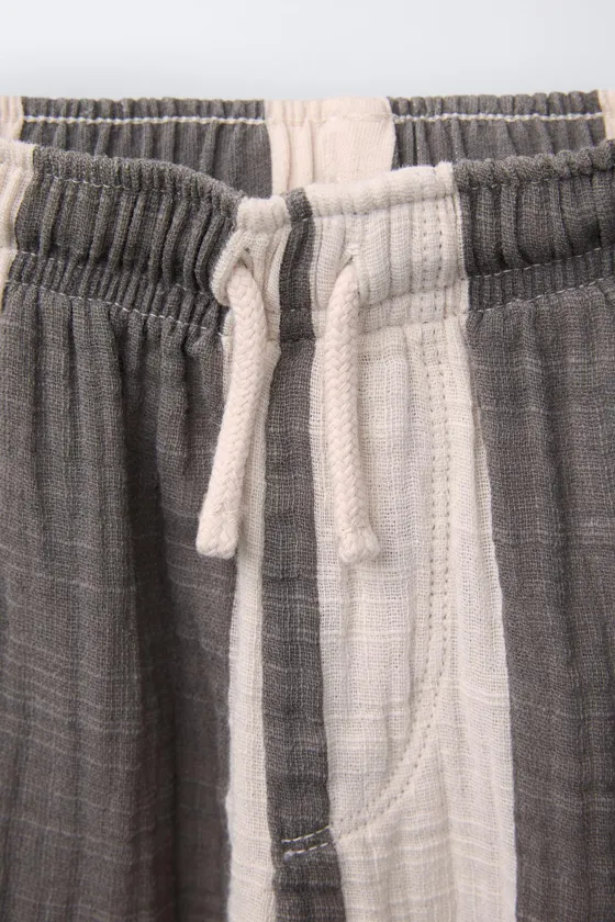 БРЮКИ В КОНТРАСТНУЮ ПОЛОСКУ