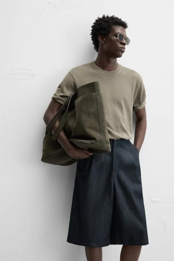 ФУТБОЛКА ИЗ РЕЛЬЕФНОГО ТРИКОТАЖА