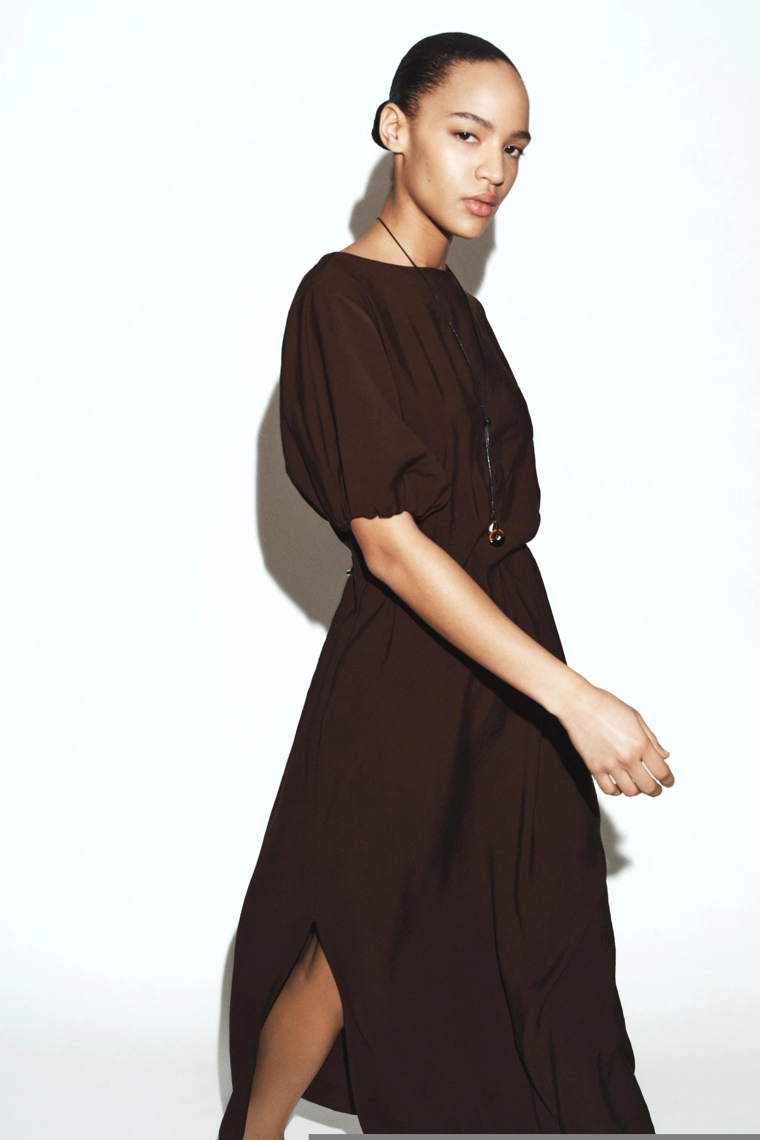 Платье миди с плиссировкой