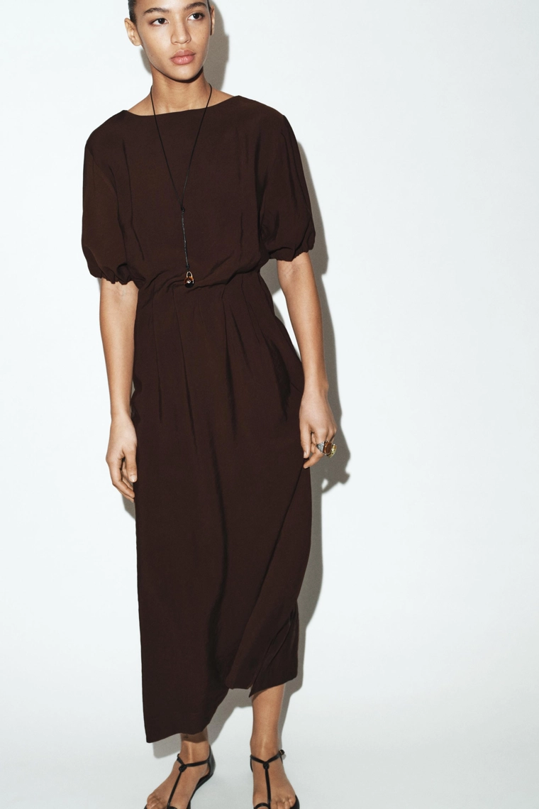 Платье миди с плиссировкой