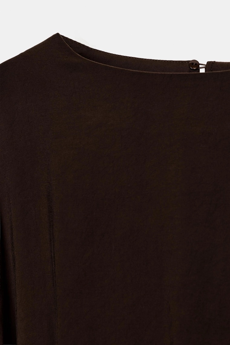 Платье миди с плиссировкой