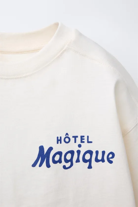 ФУТБОЛКА С ПРИНТОМ HÔTEL MAGIQUE © X ZARA