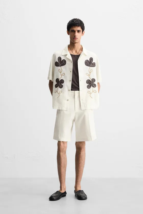 РУБАШКА С ЦВЕТОЧНОЙ ВЫШИВКОЙ