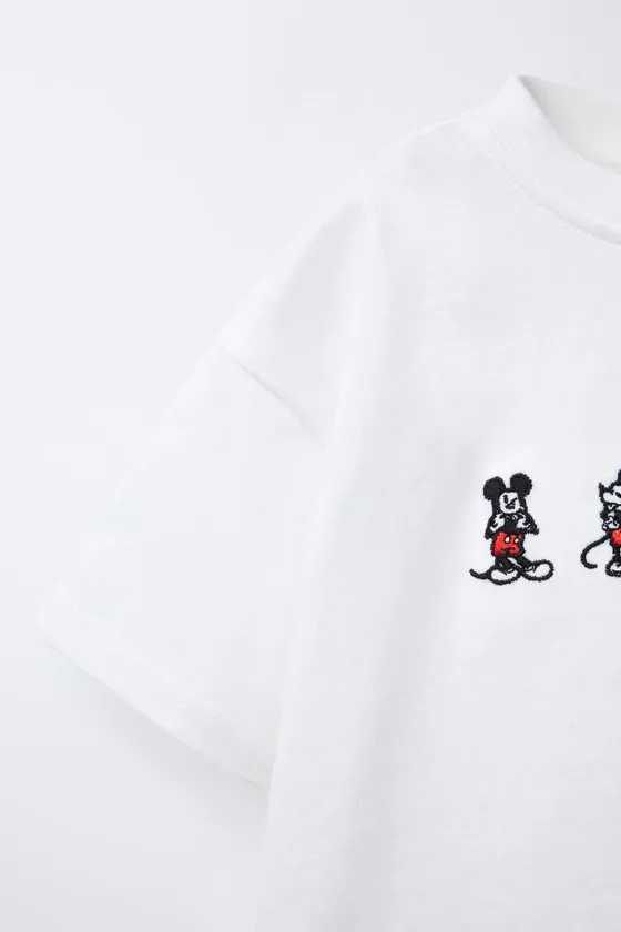 ФУТБОЛКА С ВЫШИВКОЙ «МИККИ МАУС» © DISNEY