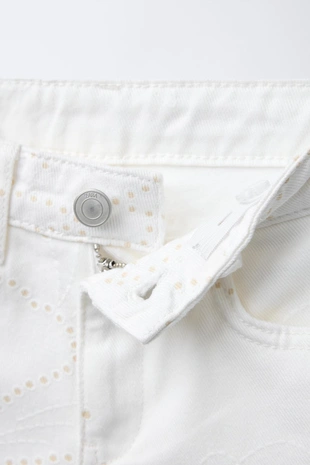 Джинсовые шорты с цветочной вышивкой- Заказать в России