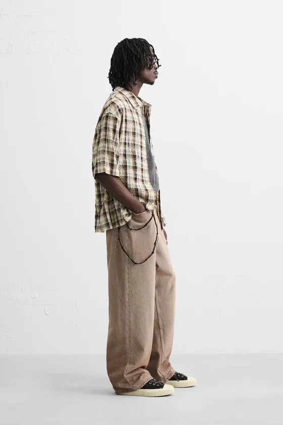 РУБАШКА ИЗ РЕЛЬЕФНОЙ ТКАНИ В КЛЕТКУ