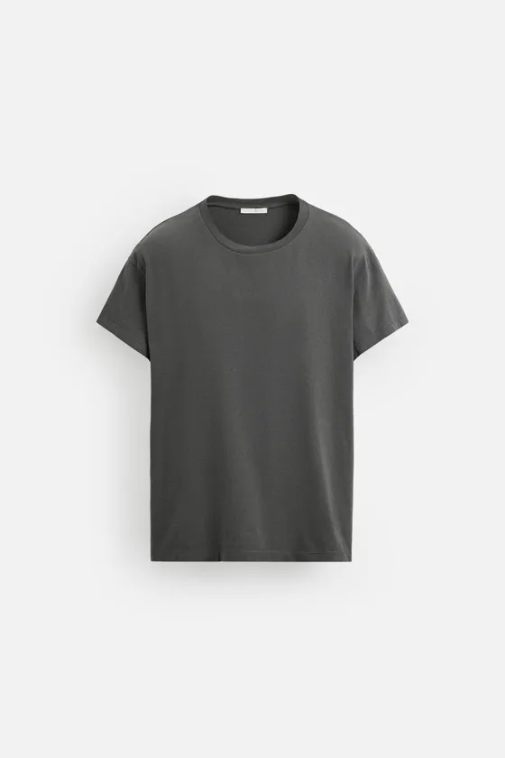 БАЗОВАЯ ФУТБОЛКА SLIM FIT