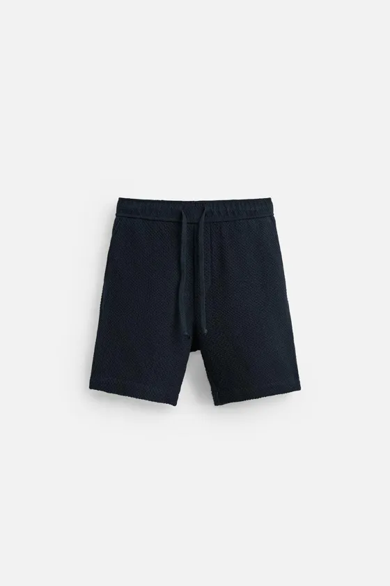 ШОРТЫ REGULAR FIT ИЗ РЕЛЬЕФНОЙ ТКАНИ