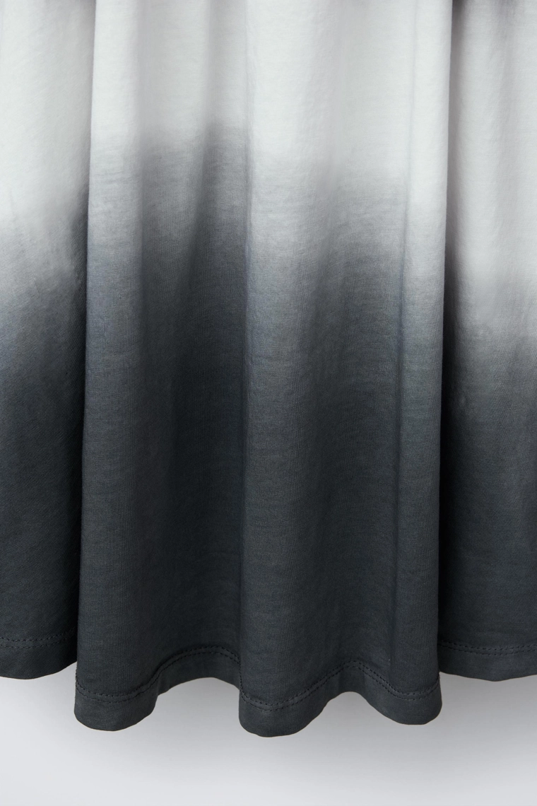 Платье с завязками и окраской в технике тай-дай