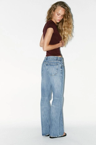 Футболка облегающего кроя с короткими рукавами