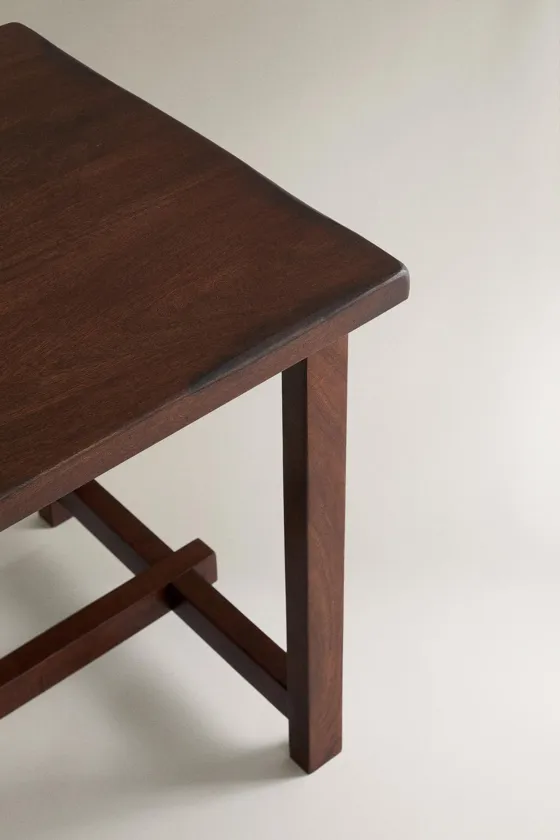 ANTIQUE FINISH TABLE
