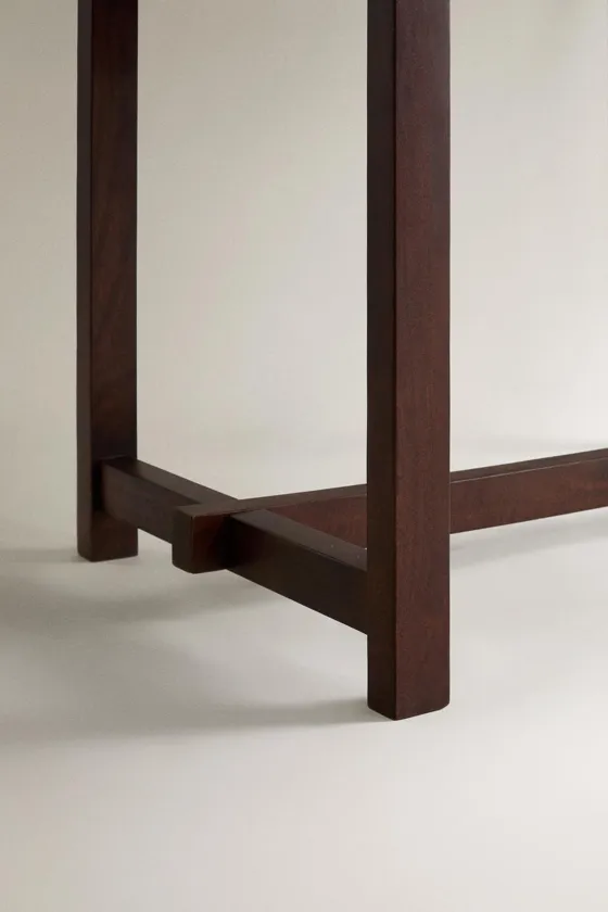 ANTIQUE FINISH TABLE