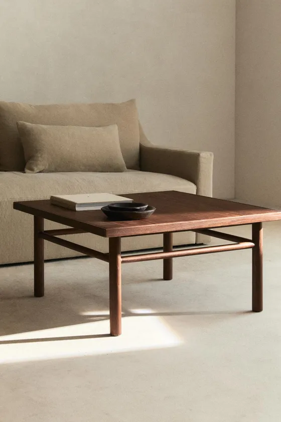 Журнальный стол из дерева plank coffee table