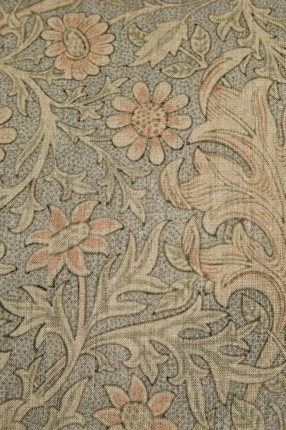 Подушка с ковром washed linen morris & co.