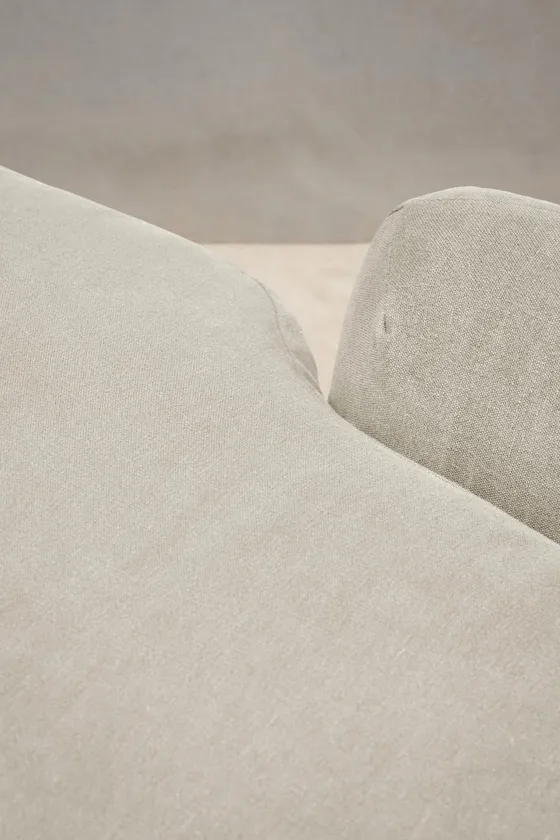 LOVESEAT 01