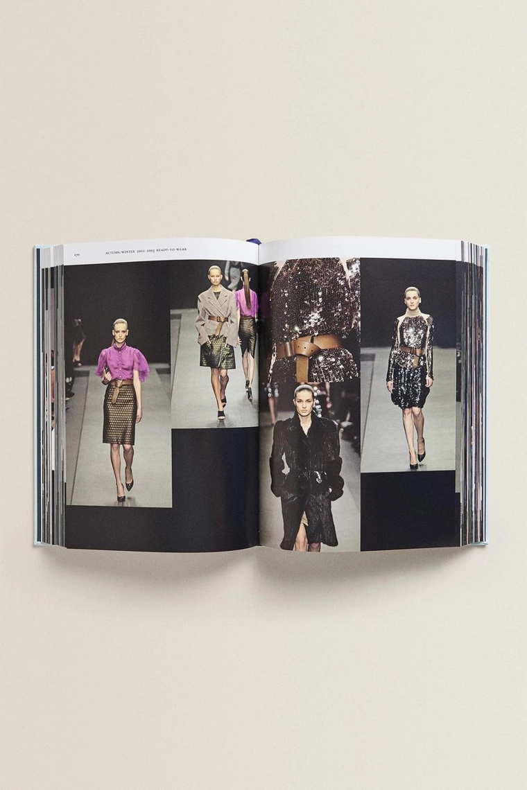 Prada catwalk book (на английском)