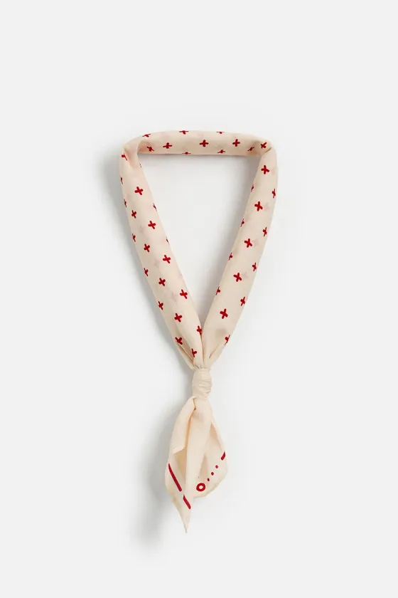 БАНДАНА С ГЕОМЕТРИЧЕСКИМ ПРИНТОМ