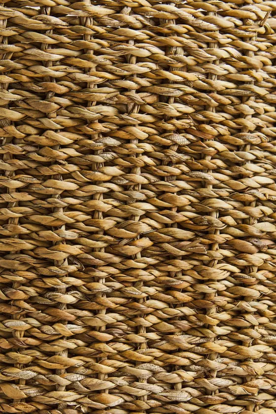 Большая корзина из морской травы с ручками