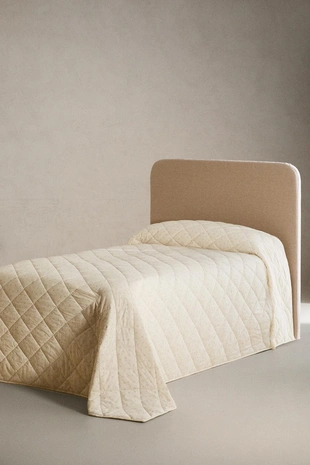 CHILDREN'S FLORAL PRINT QUILT- Заказать в России