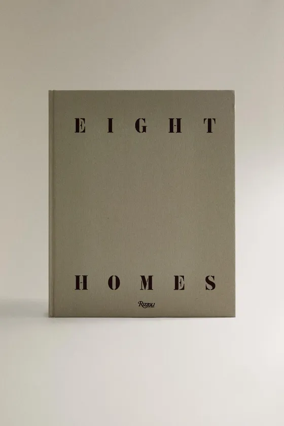 Книга eight homes