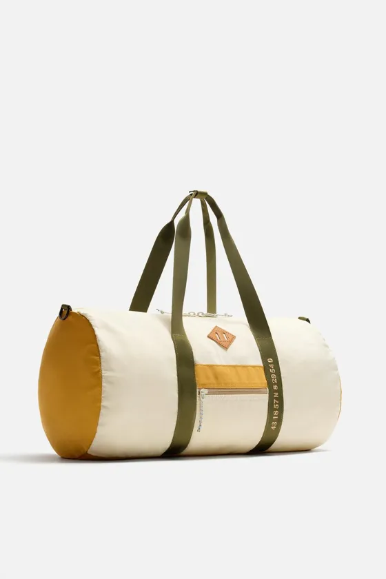 CONTRAST TRAVEL BAG