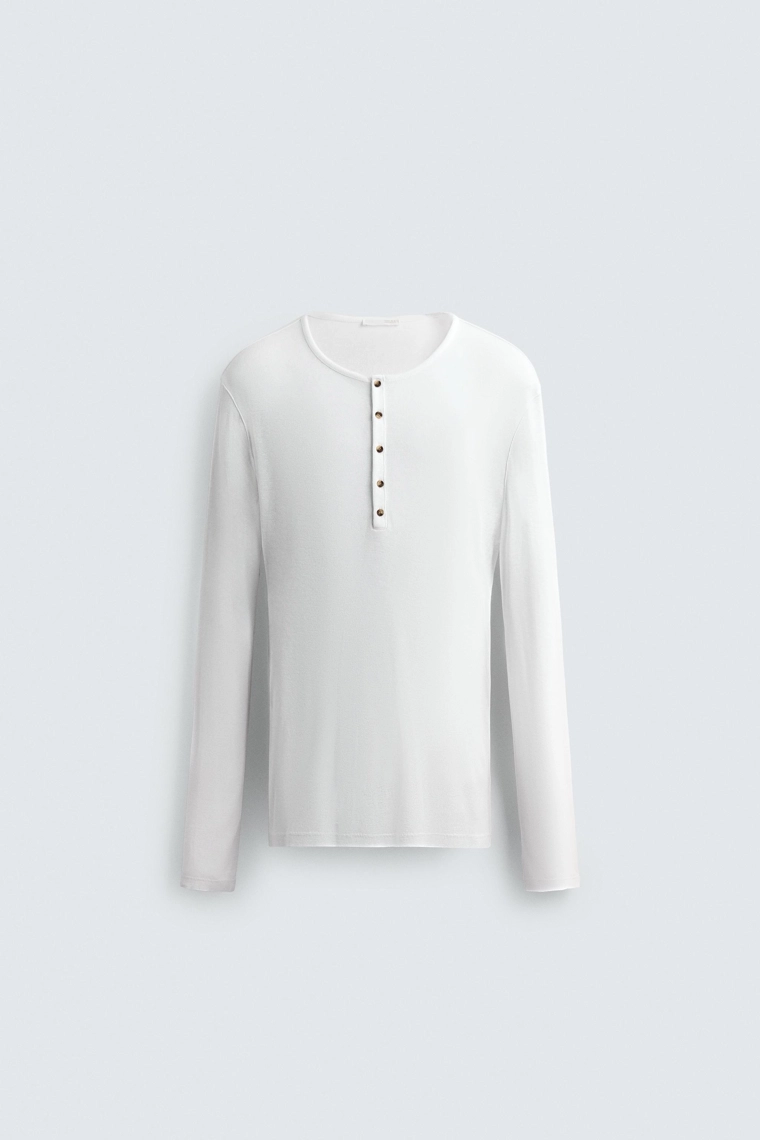 Фактурная футболка henley из вискозы
