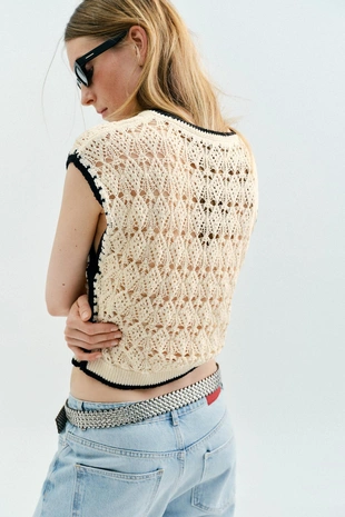 Жилет ажурной вязки- Заказать в России