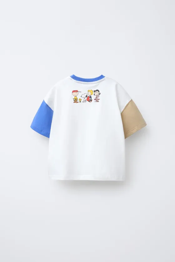 КОМПЛЕКТ ИЗ ФУТБОЛКИ И ШОРТОВ-БЕРМУДОВ С ПРИНТОМ SNOOPY PEANUTS™