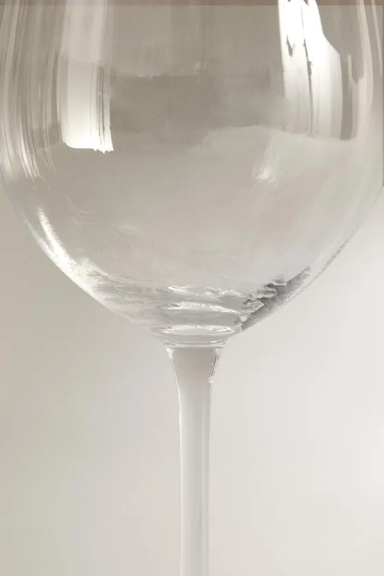 Бокал для вина raised crystalline