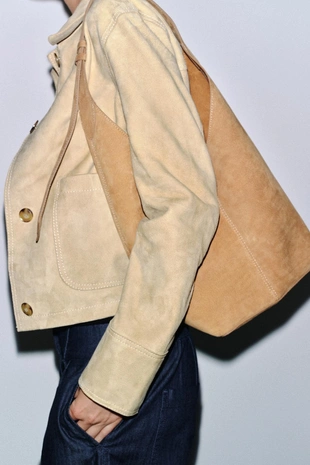 Большая кожаная сумка-мешок с ручкой