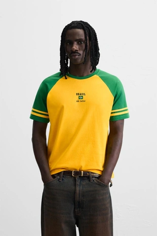 Футболка в стиле колор-блок с вышивкой- Заказать в России