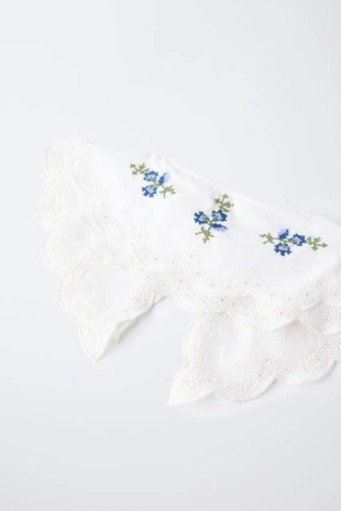 Воротник вышитый крестиком на пуговицах - Заказать в России