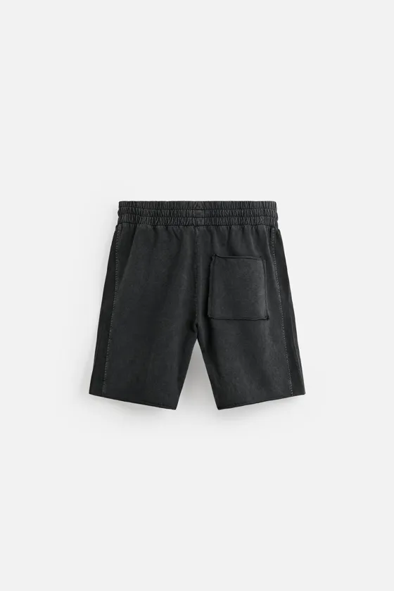 ШОРТЫ RELAXED FIT ИЗ ТКАНИ С ЭФФЕКТОМ ПОТЕРТОСТИ