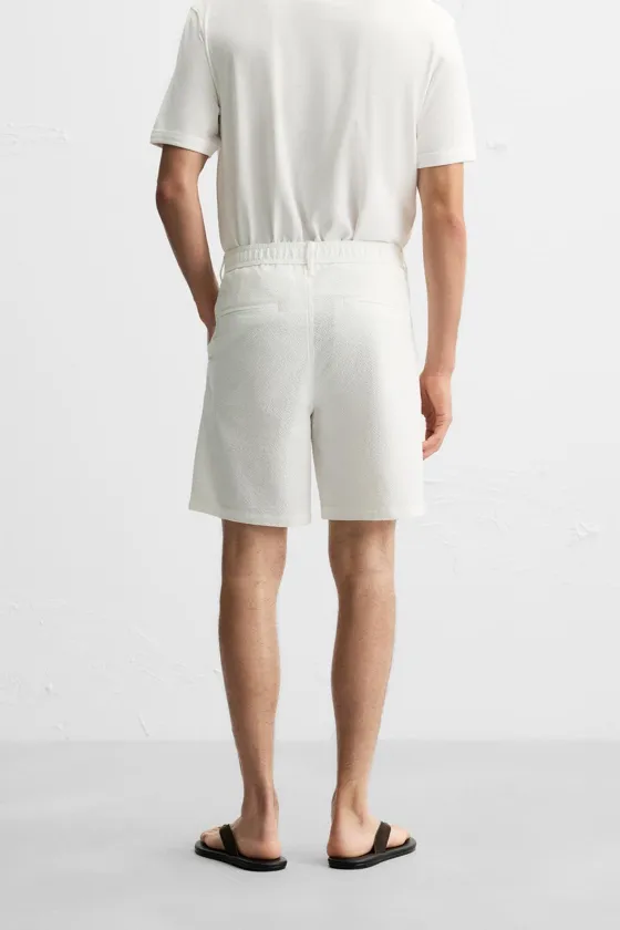 ШОРТЫ REGULAR FIT ИЗ РЕЛЬЕФНОЙ ТКАНИ