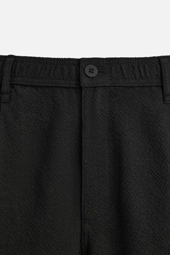 ШОРТЫ REGULAR FIT ИЗ РЕЛЬЕФНОЙ ТКАНИ