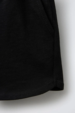 Однотонные шорты- Заказать в России