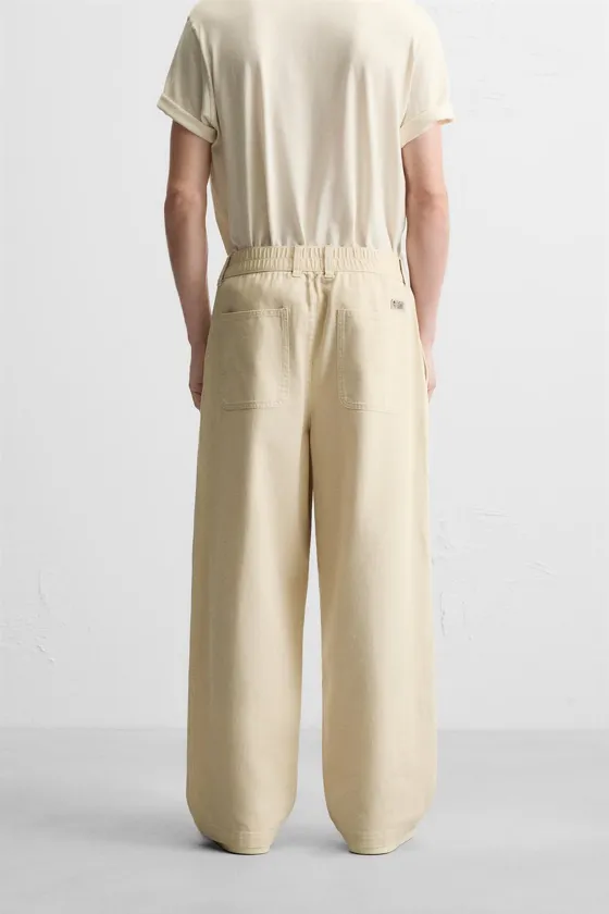 БРЮКИ RELAXED FIT ИЗ РЕЛЬЕФНОЙ ТКАНИ