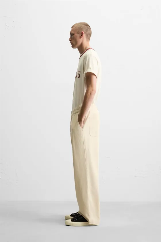БРЮКИ RELAXED FIT ИЗ РЕЛЬЕФНОЙ ТКАНИ