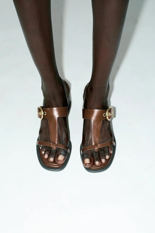 Кожаные босоножки на широком каблуке- Заказать в России