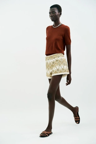 Шорты с вышивкой и зеркальными деталями- Заказать в России