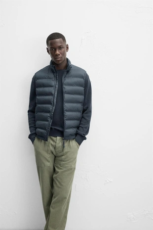 Легкий стеганый жилет- Заказать в России