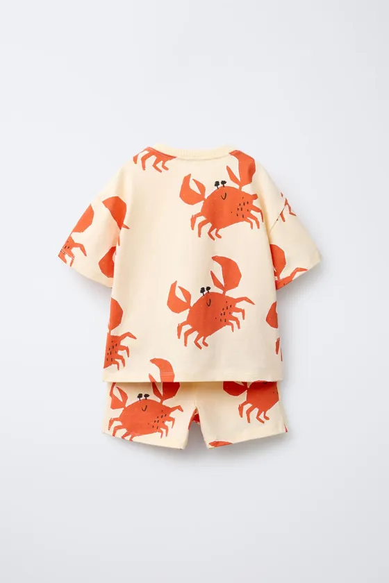 КОМПЛЕКТ ИЗ ФУТБОЛКИ И ШОРТОВ-ДЖОГГЕРОВ С ПРИНТОМ «ЛОБСТЕРЫ»