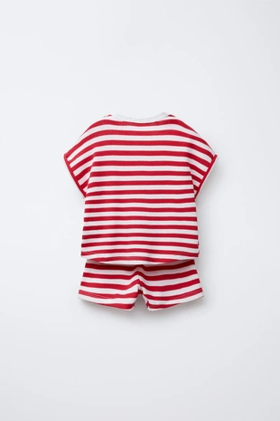 Комплект из футболки и шортов в полоску вафельной текстуры- Заказать в России